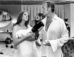 Cinerama: Virna Lisi - David Niven