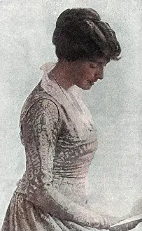 Charlemont: Viscountess Charlemont, munitions worker