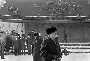 Pobeda: Visit of A. Papandreou to USSR