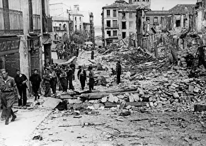 Shelling: Visit of the destroyed Toledo, 1936
