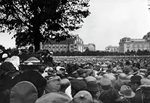 Sensation: Visit of the Emperor in Riga, 1917
