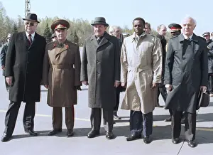 Angola: The visit of J. E. DOS Santos to Moscow