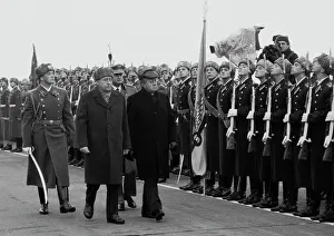 Homeland: Visit of M. Soares to USSR