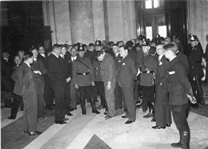 Hallway: Visit to the scene of the crime in the Reichstag fire trial