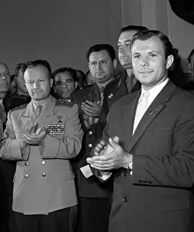 Kamanin: Visit of Yu.Gagarin to Orenburg