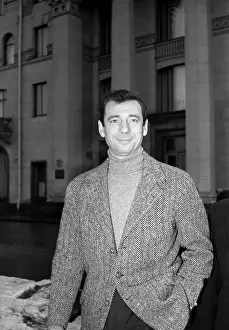 Prospect: Visit of Yves Montand to USSR