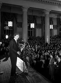 Yves: Visit of Yves Montand to USSR