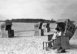 Keeps: Visitor in the Strandbad Wansee, 1940