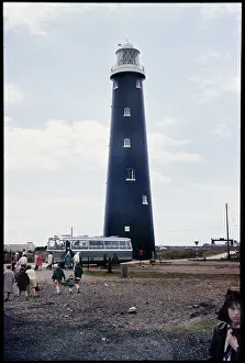 Dungeness: Visitors boarding a coach - The Old Lighthouse at Dungeness