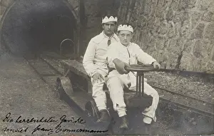 Hallein: Visitors in Hallein salt mine