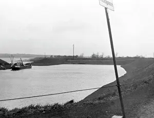 Access: The Vistula harbor of Kurzbrack, 1939