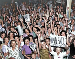 Alamos: VJ Day in Colour