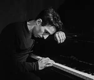 Icelandic: Vladimir Davidovich Ashkenazy - pianist and conductor