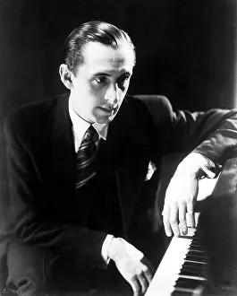 Horowitz: Vladimir Horowitz, circa 1930s?