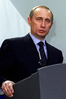 Putin: Vladimir Putin