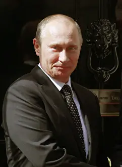 Putin: Vladimir Putin