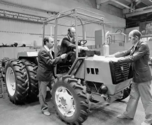 Dynin: Vladimir Tractor Plant
