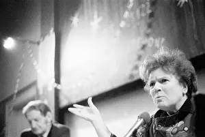 Debates: Vlasta Chramostova - students - strike - discussion - debate