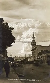 Lassen: Volcanic eruption of Lassen Peak, California