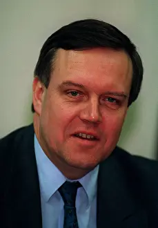 Volker: Volker Ruehe