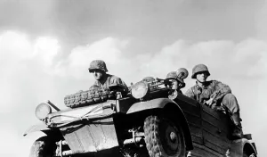 Sludge: Volkswagen Kuebelwagen on the Eastern Front, 1941