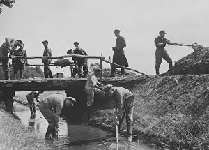 Drainage: Voluntary labor service, 1932