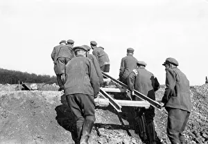 Freiwilliger: Volunteers at a railway construction, around the 1930s