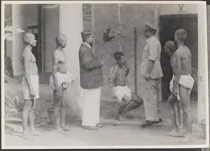Volunteer: Volunteers undergoing physical checks, 1943
