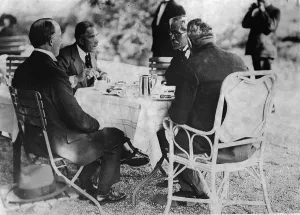 Chancelor: von Papen, MacDonald and Neurath