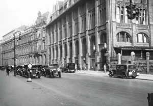 Wertheim: The Vossstrasse in Berlin, ca.1930
