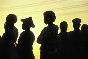 Phola: Voters queue in the first democratic elections