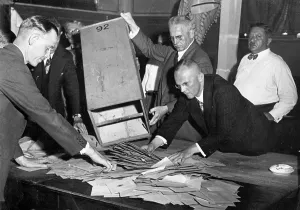 Counted: Votes are counted at the Reich Presidential elections