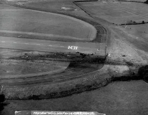 Crashes: Vulcan aircraft prototype crash, RAF Syerston, Notts