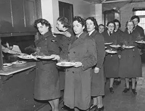 Lunchtime: WAAF WWII