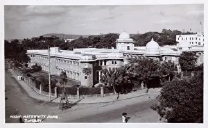 Stepladder: Wadia Maternity Home, Bombay, India