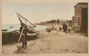 Shrimping: Waiting for the last wave, Parkgate, Cheshire, England