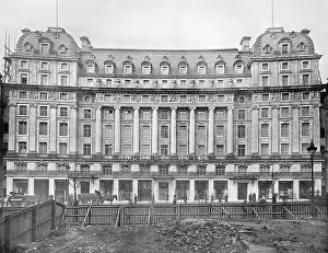 Aldwych: Waldorf Hotel London
