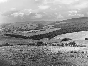 Clun: WALES FROM ENGLAND