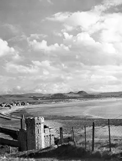 Caernarvonshire: WALES/LLANDUDNO