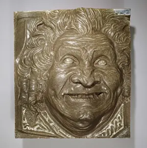 Grotesque: Wall-covering : grotesque mask