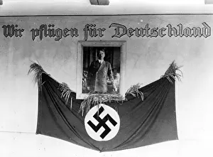 Workroom: Wall decoration in occupied Russia