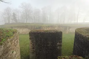 Poterie: Wall foundations, castle of Chateau-Thierry, Picardy, France