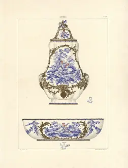 Gillot: Wall fountain and bowl