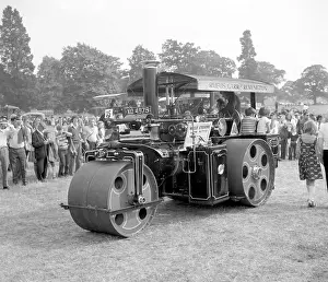 Wallis: Wallis and Steevens Road Roller number 7773