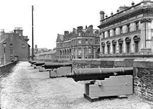 Cannons: The Walls of Derry