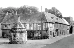 Walsingham: Walsingham, Old Houses 1929