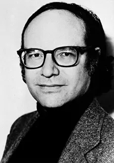 Genetics: Walter Gilbert, American Biochemist
