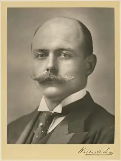 Hume: WALTER HOME LONG