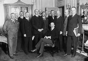 Claims: Walter Simons with his delegation after the Entente conferen