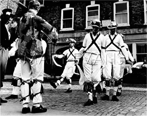 Wantage: WANTAGE MORRIS DANCERS